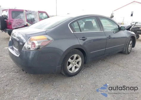 2008 Nissan Altima 2.5 S from USA, damaged, VIN 1N4AL21E08C218554